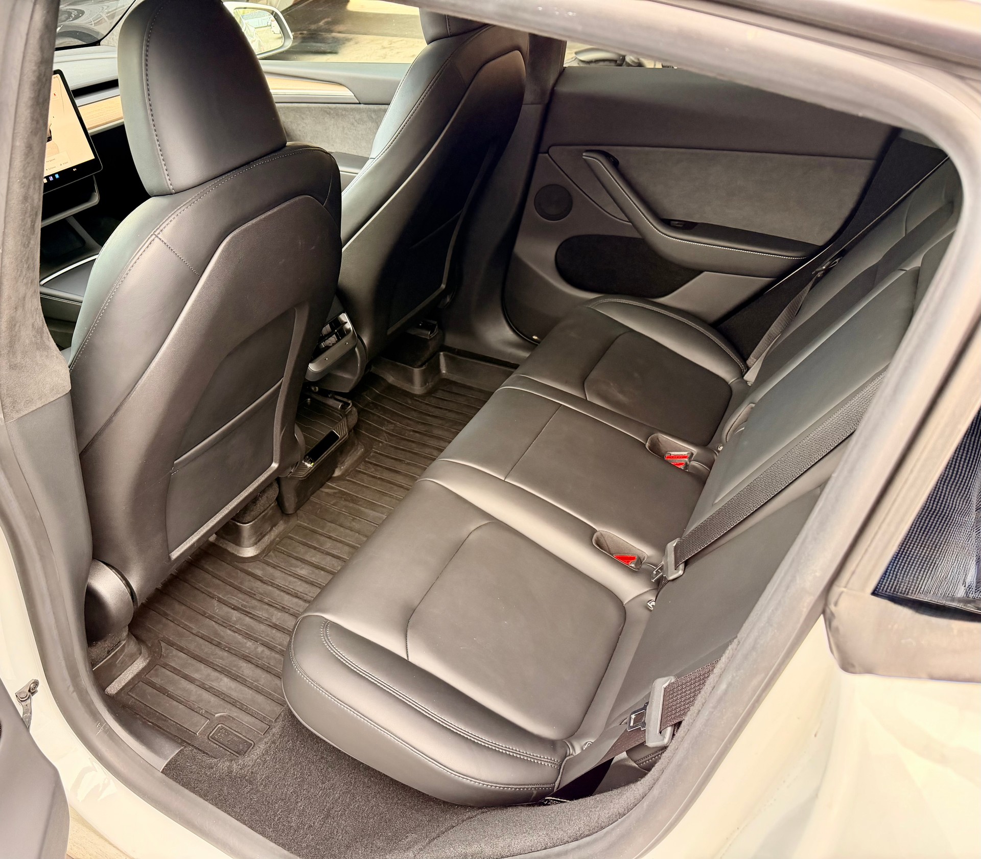 TESLA Model Y Performance-image-11