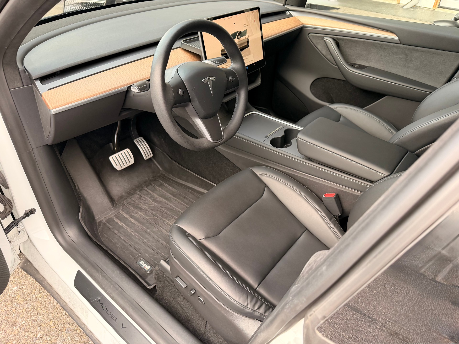 TESLA Model Y Performance-image-8