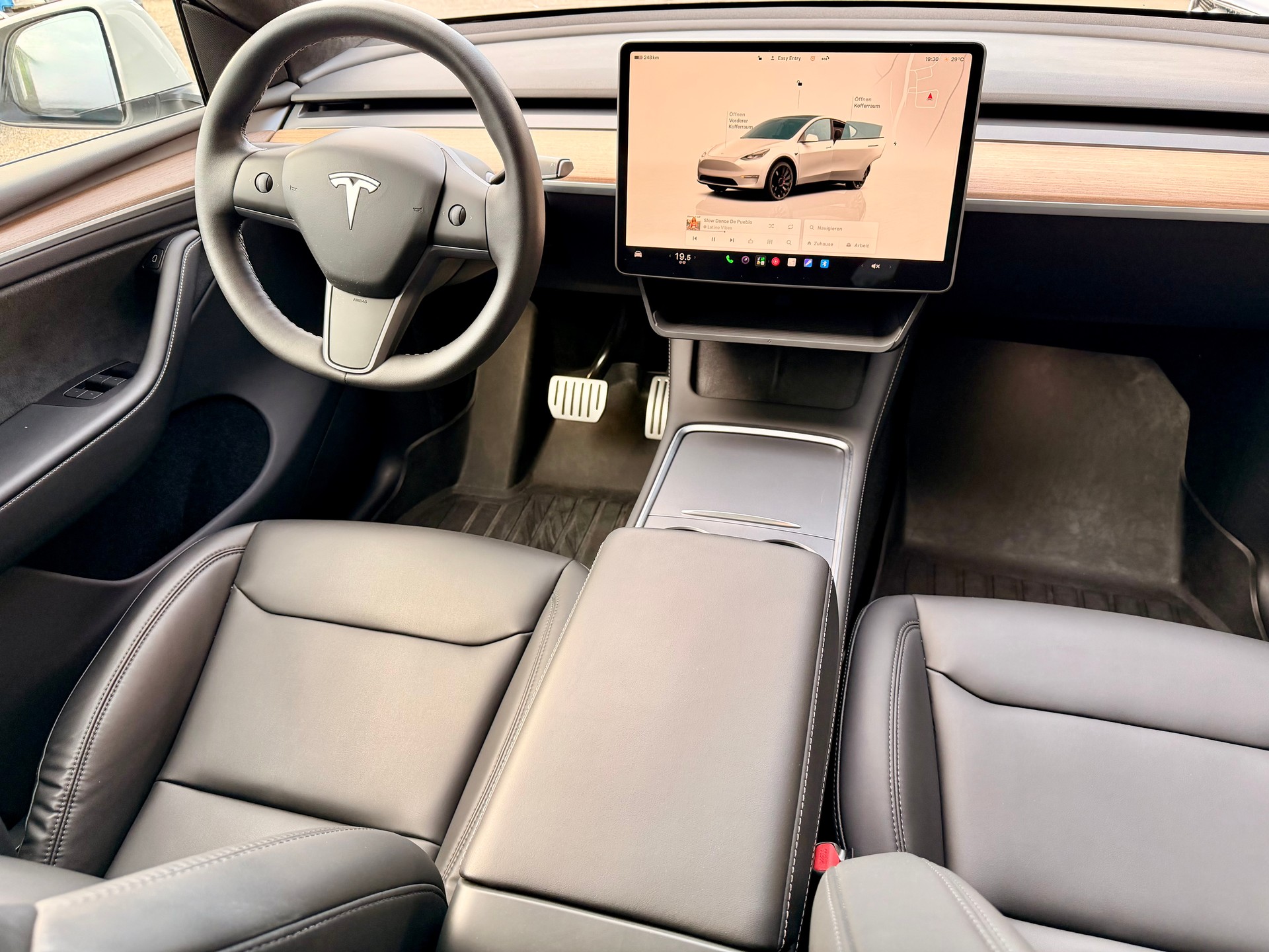 TESLA Model Y Performance-image-14