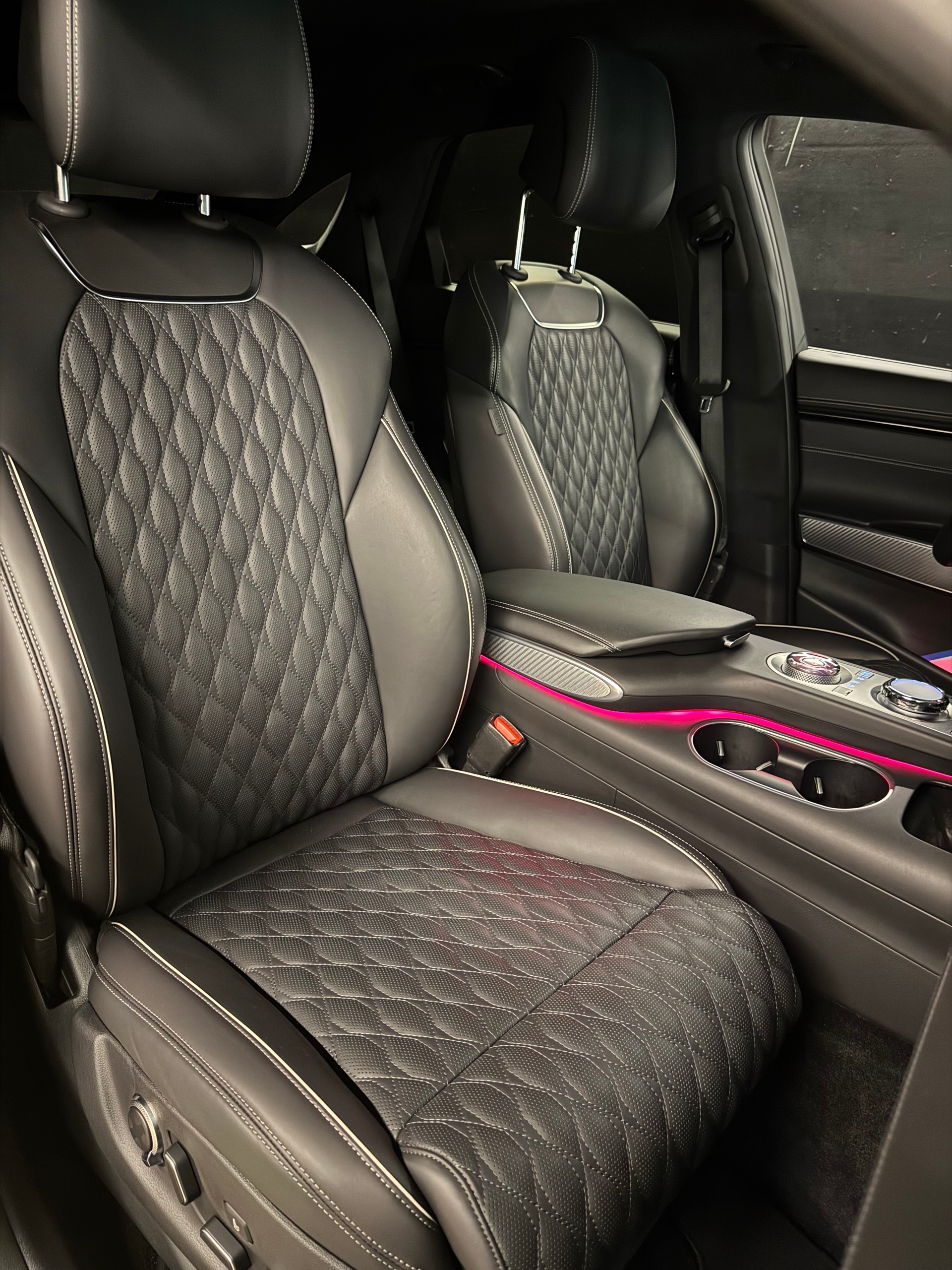 GENESIS 2.5T Sport full option-image-7