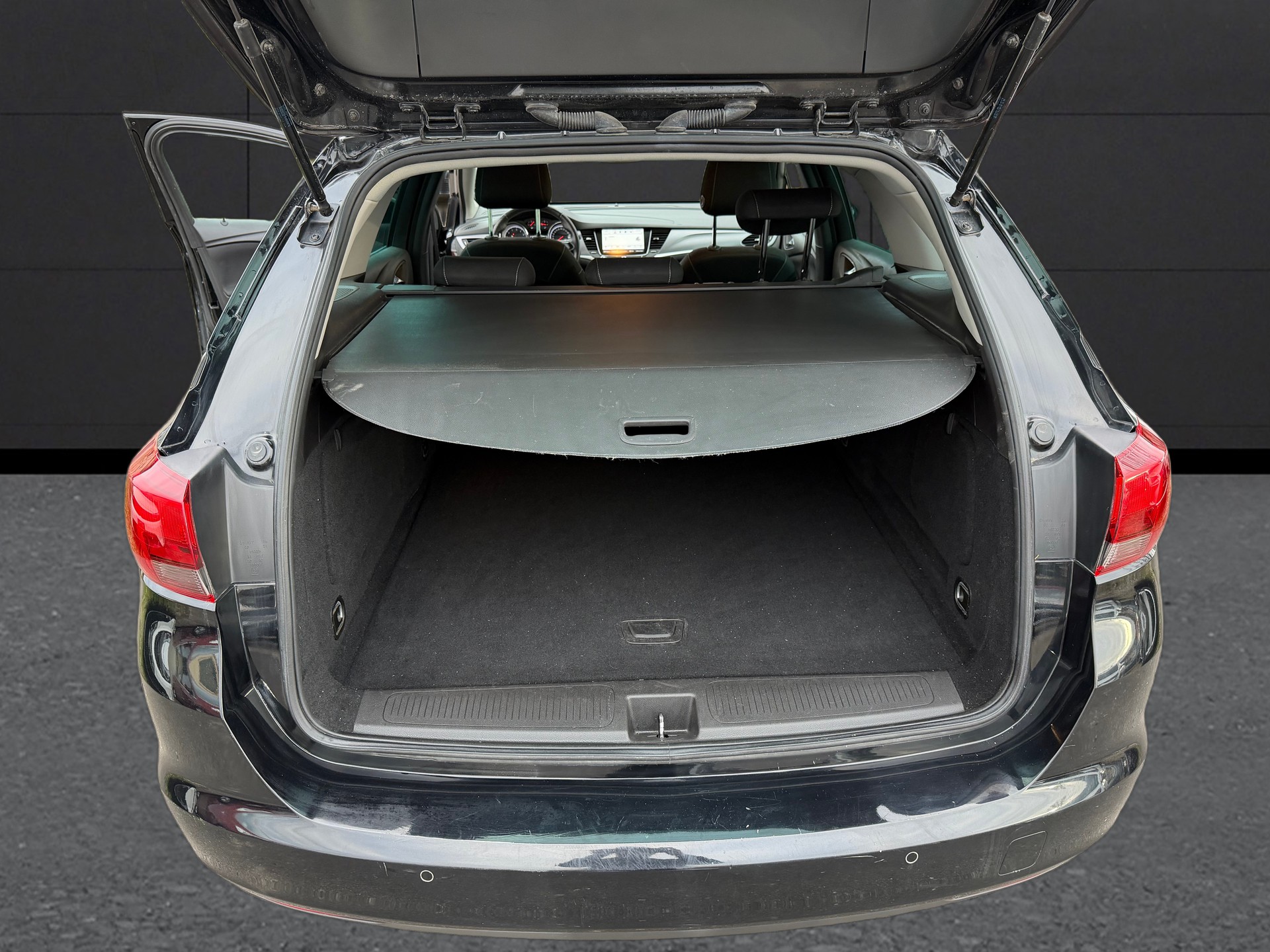 OPEL Astra Sports Tourer 1.4i Turbo Enjoy Automatic-image-9