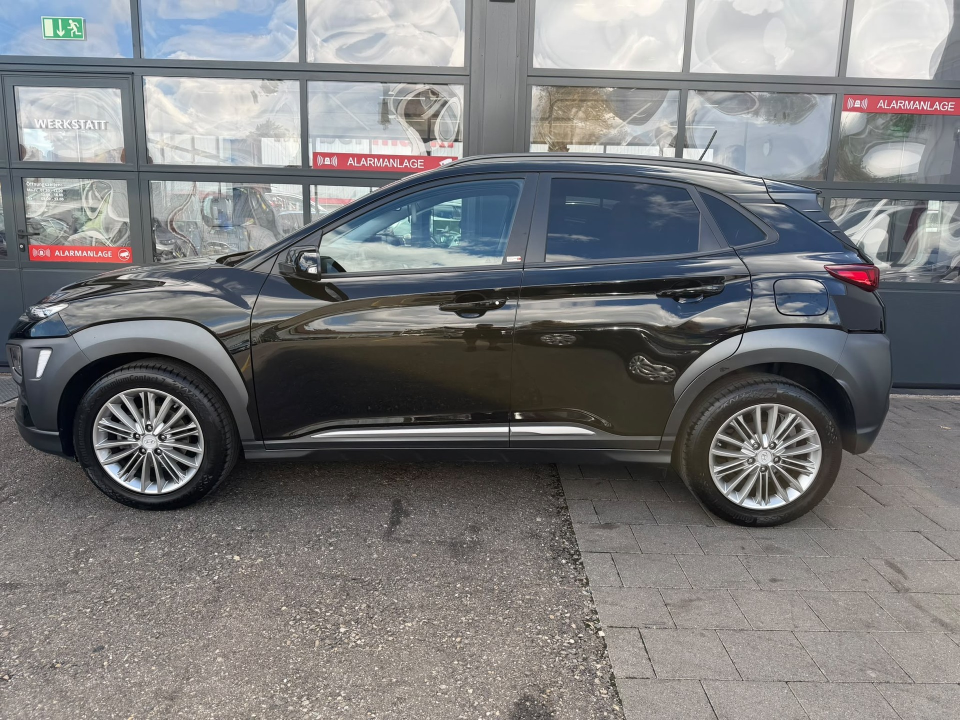 HYUNDAI Kona 1.0 T-GDi Launch Plus 2WD-showroom-element-2