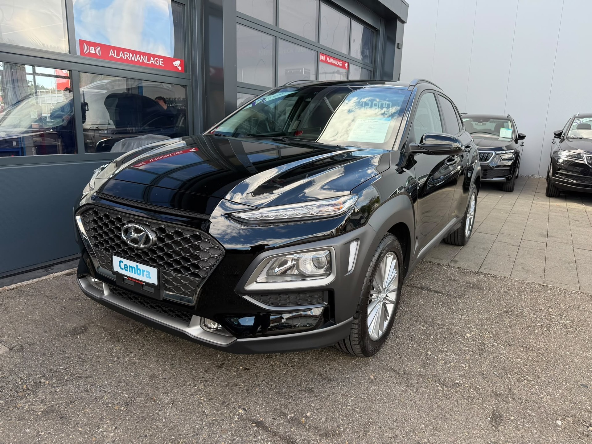 HYUNDAI Kona 1.0 T-GDi Launch Plus 2WD-showroom-element-1