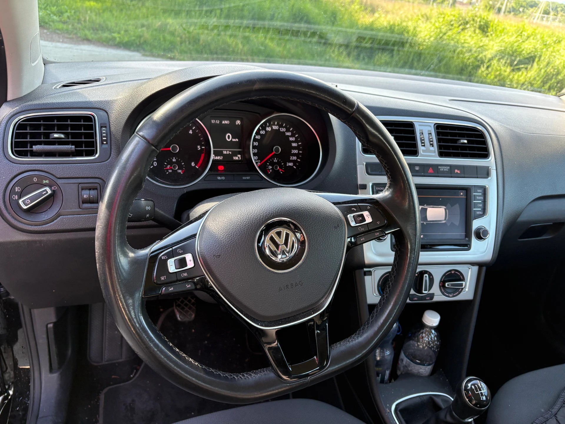 VW Polo 1.4 TDI BlueMotion Trendline-image-5