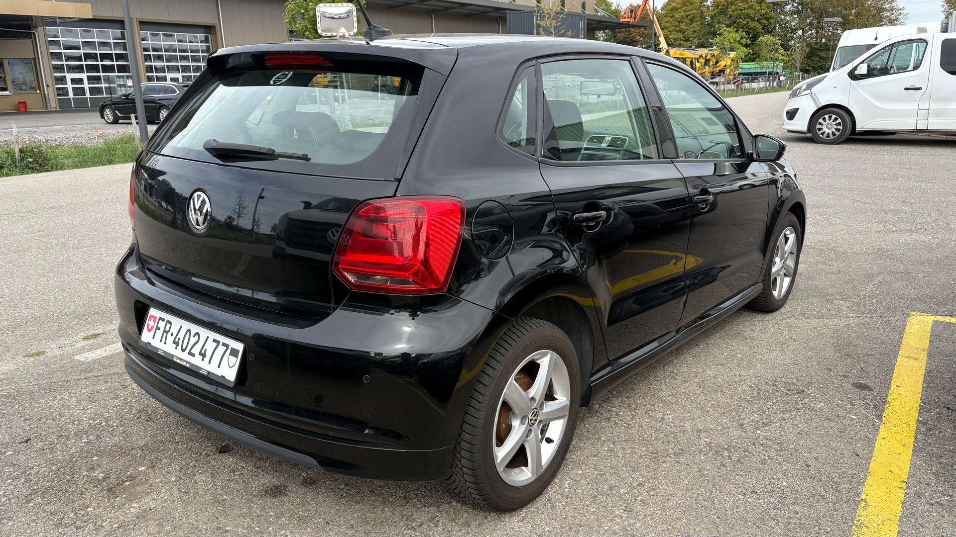 VW Polo 1.4 TDI BlueMotion Trendline-image-9
