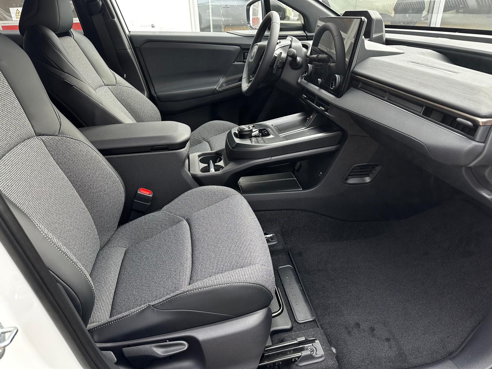 TOYOTA bZ4X Touring Style-image-13