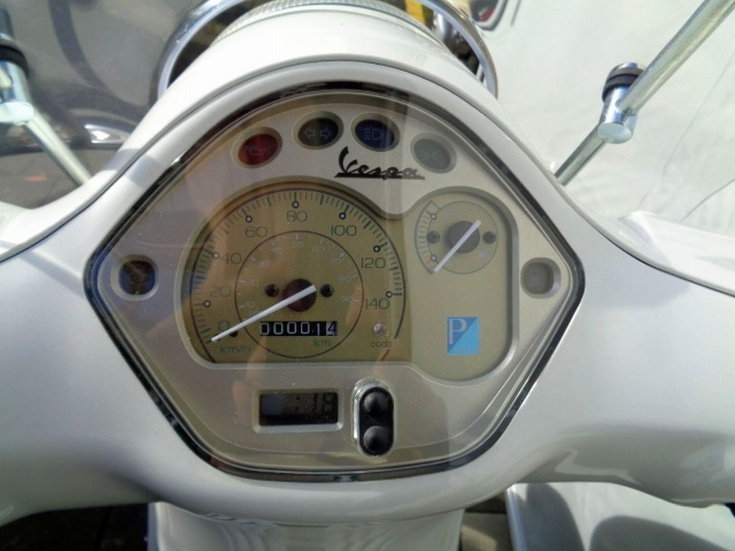 PIAGGIO VESPA LX 125 3VIE-image-8