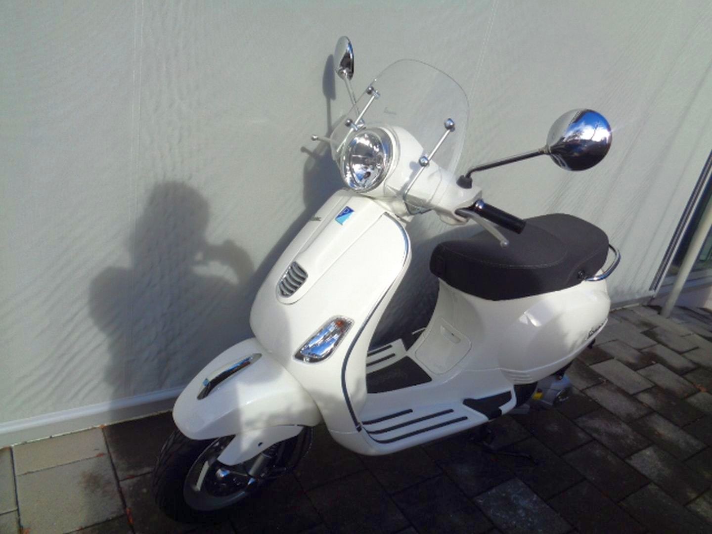 PIAGGIO VESPA LX 125 3VIE-image-1