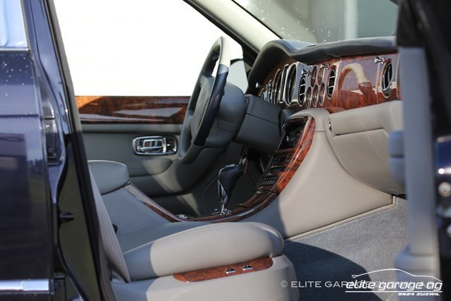 BENTLEY Arnage Green Label-image-2
