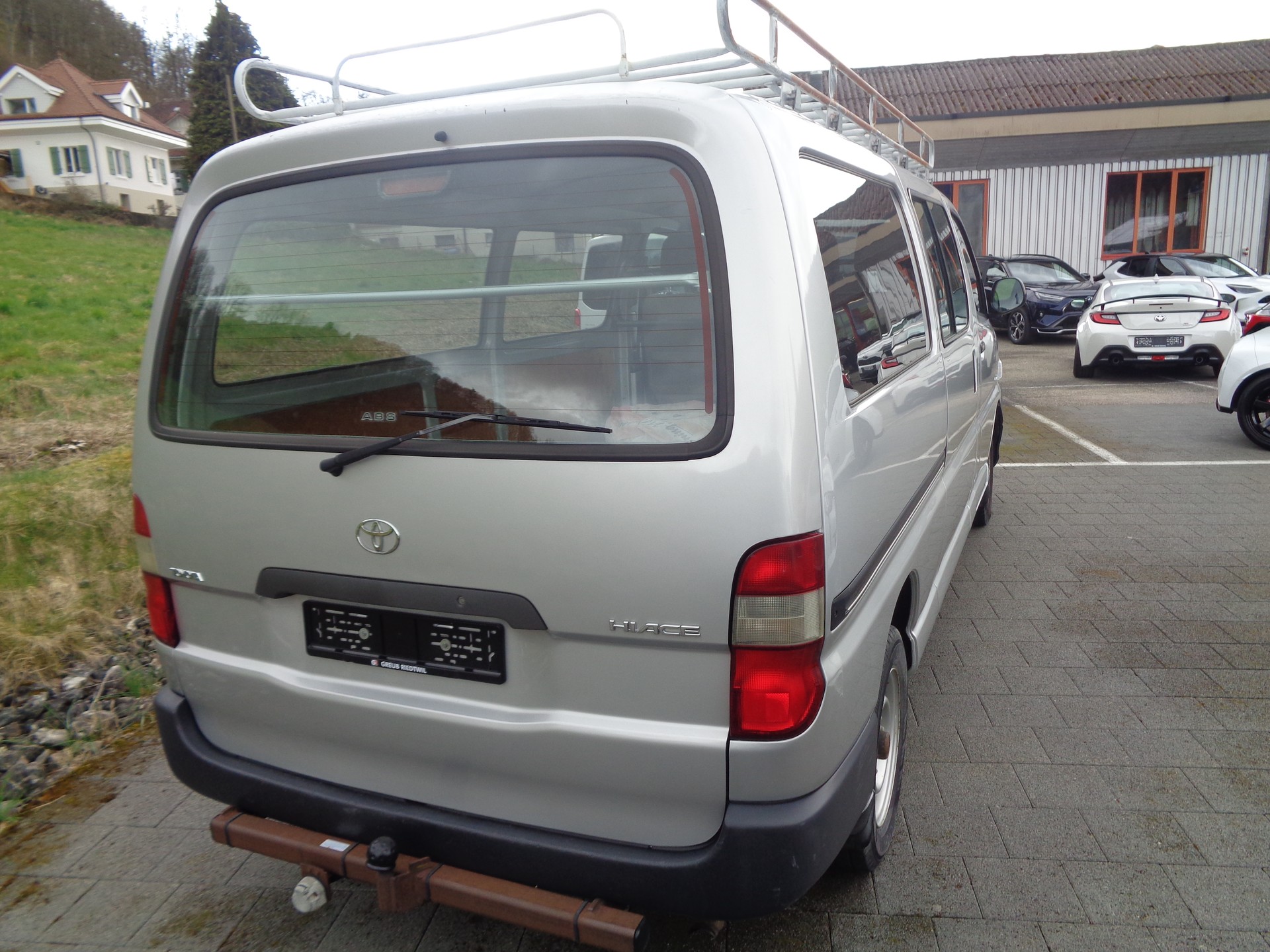 TOYOTA Hiace D-4D Kombi LWB-showroom-element-3