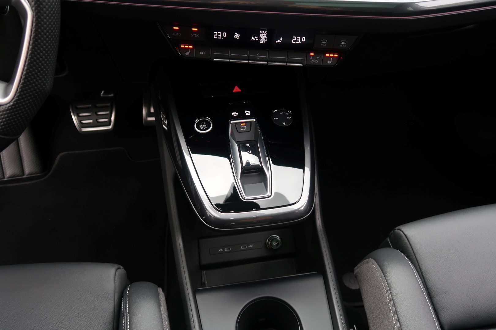 AUDI Q4 e-tron 40-image-8