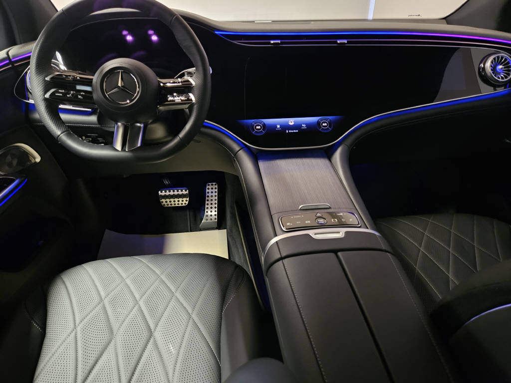 MERCEDES-BENZ EQE 350 4Matic AMG Line Executive Edition-image-5