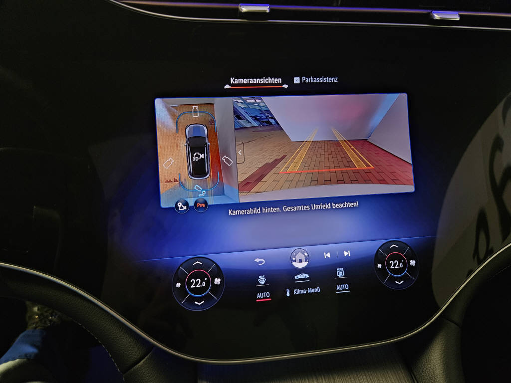 MERCEDES-BENZ EQE 350 4Matic AMG Line Executive Edition-image-11