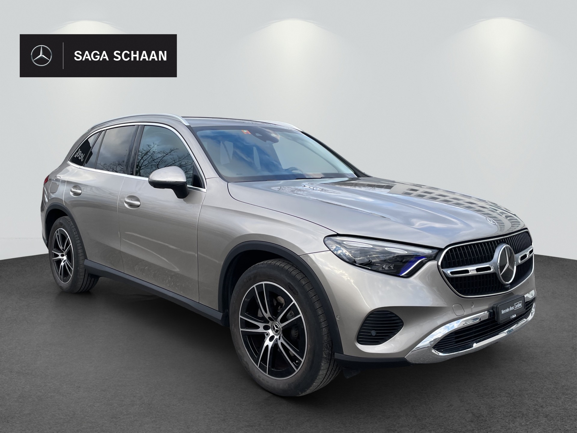 MERCEDES-BENZ GLC 220 d 4M 9G-Tronic-showroom-element-2