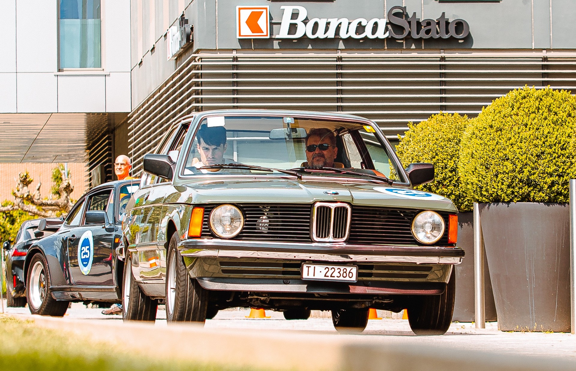 BMW 316i 1.8-image-19