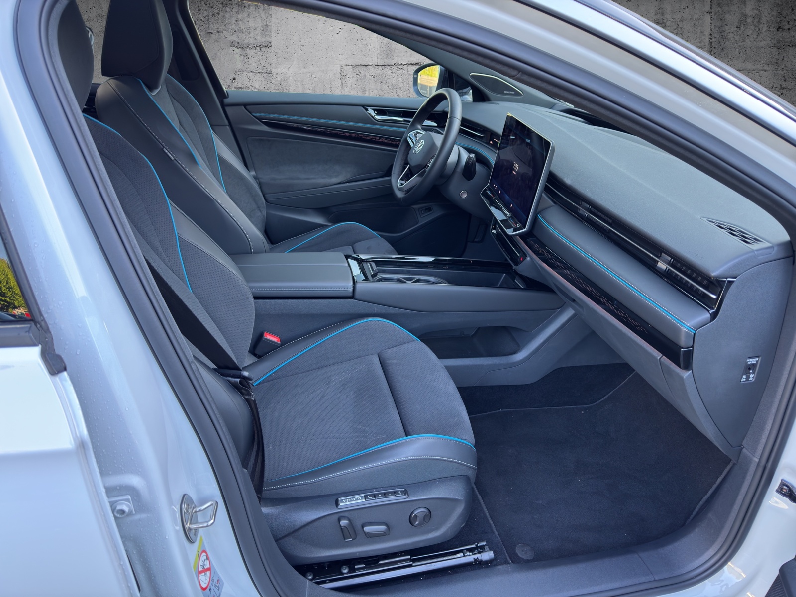VW ID.7 Pro 77 kWh Pro-image-13