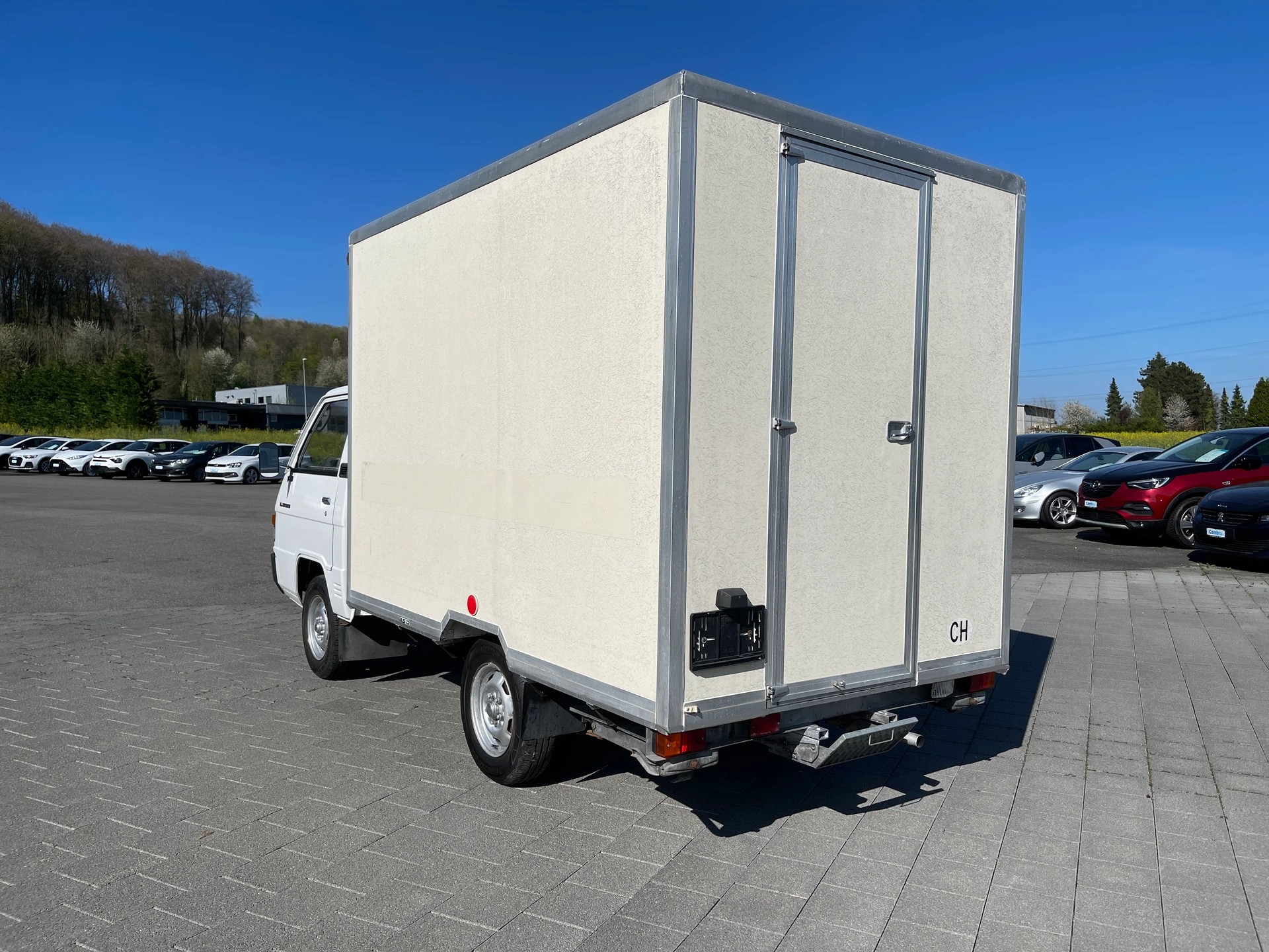 MITSUBISHI L 300 2.5D-image-3