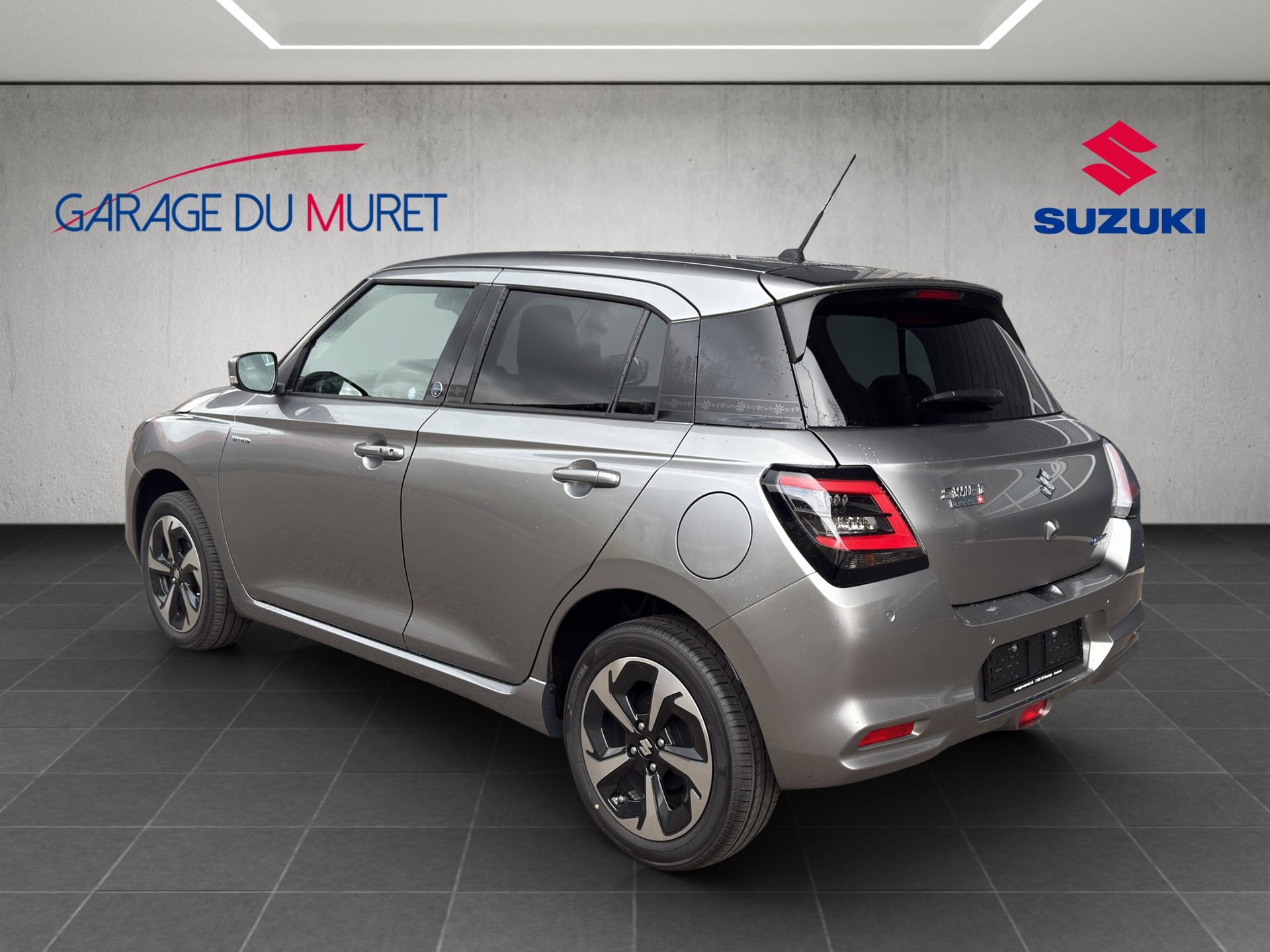 SUZUKI Swift 1.2 Tradizio Top Hybrid 4x4-image-4
