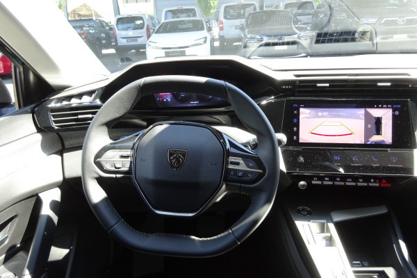 PEUGEOT 308 1.2 Allure EAT8-image-1