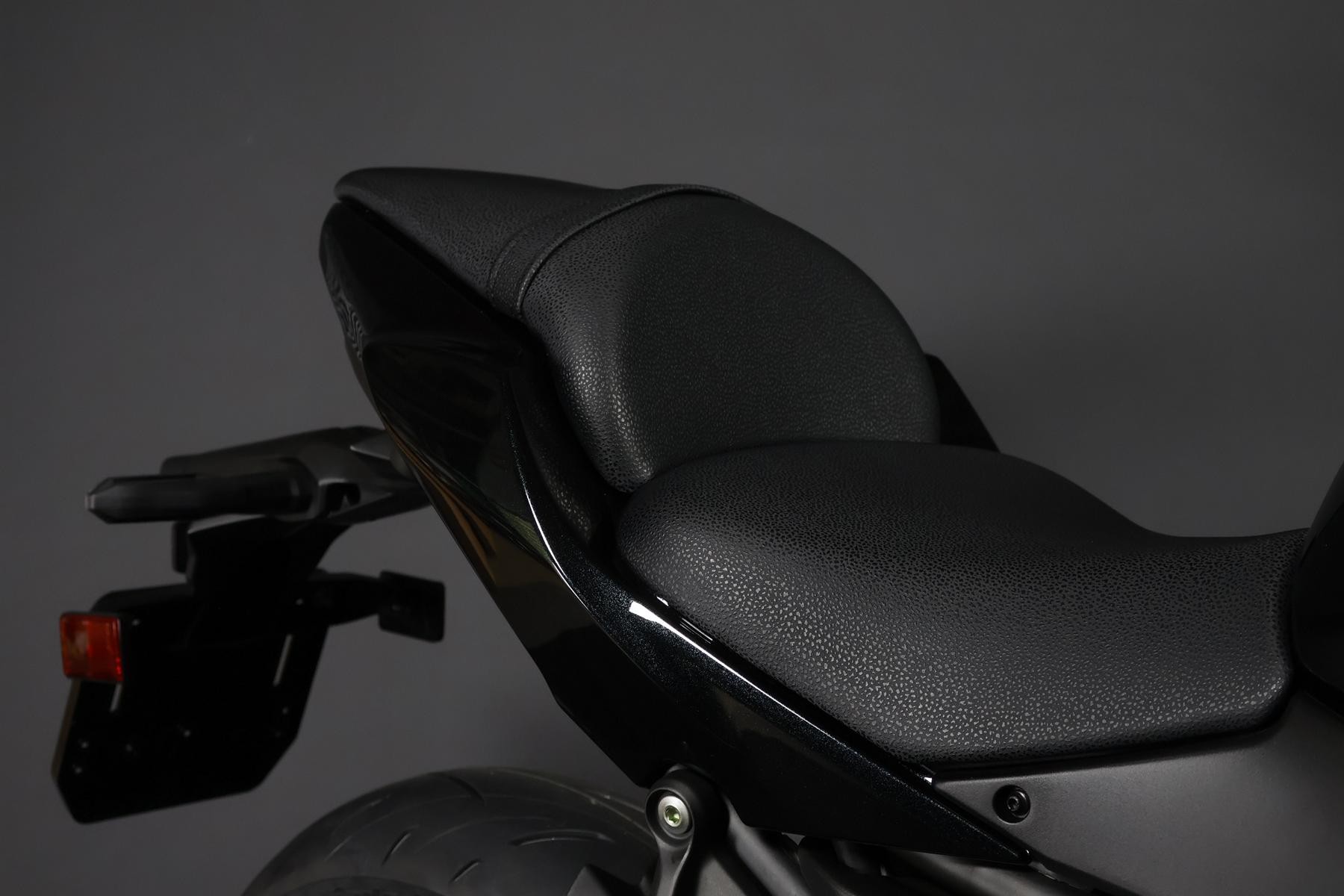 KAWASAKI Z 650 (50/35 KW) Mono-image-3