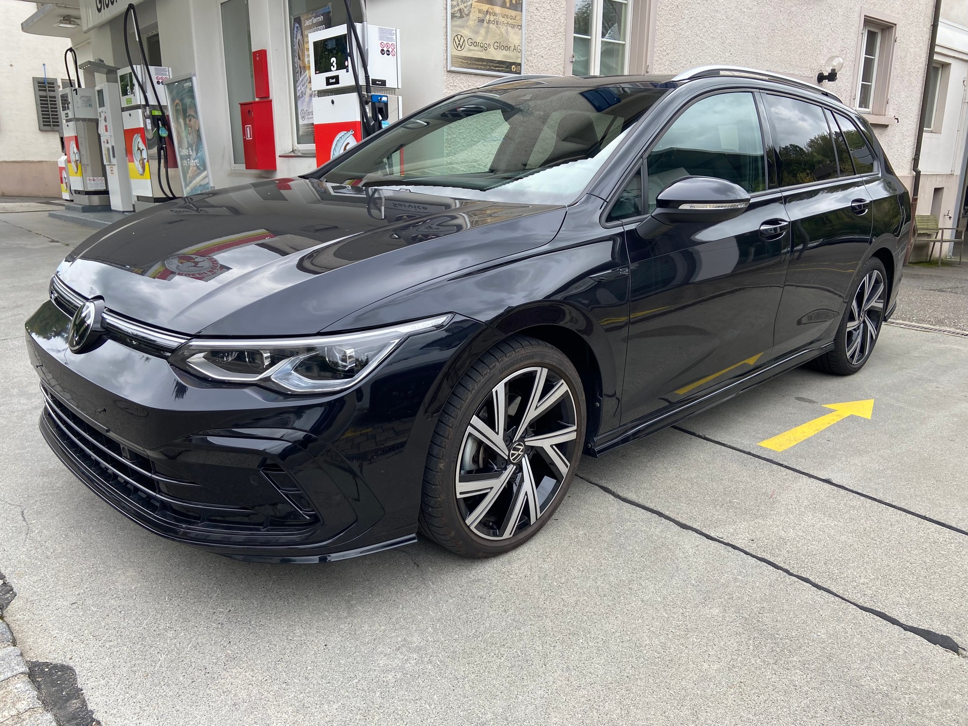 VW Golf Variant 2.0 TSI R-Line DSG-showroom-element-2