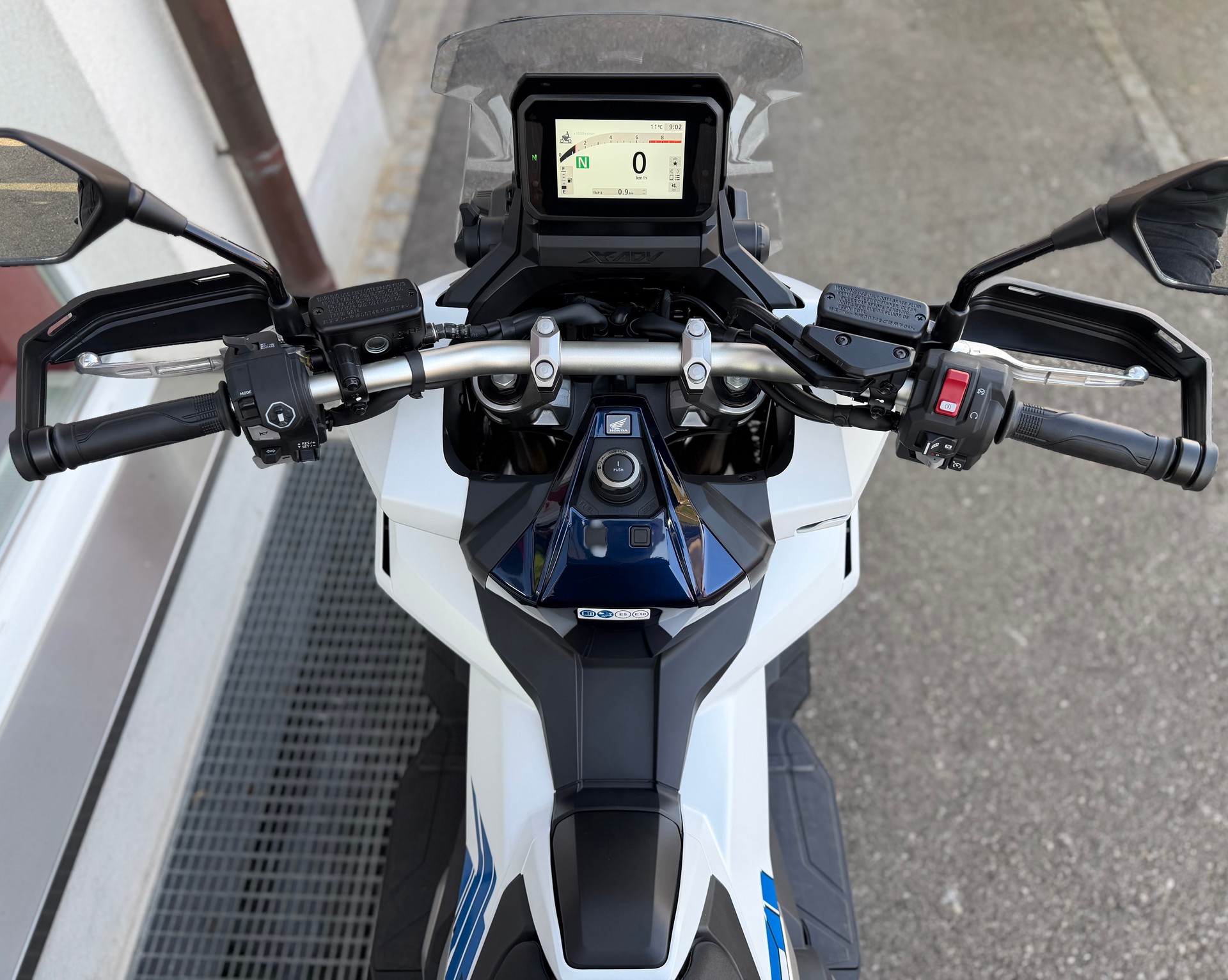 HONDA X-ADV 750 X-ADV 750 - TFT Konnektivität - Special Edition-image-8