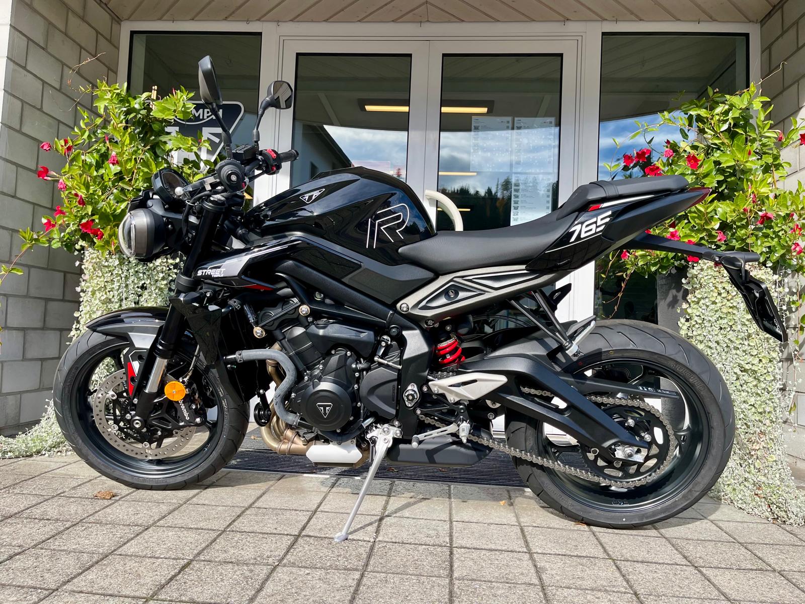 TRIUMPH Street Triple 765 R A2-image-1
