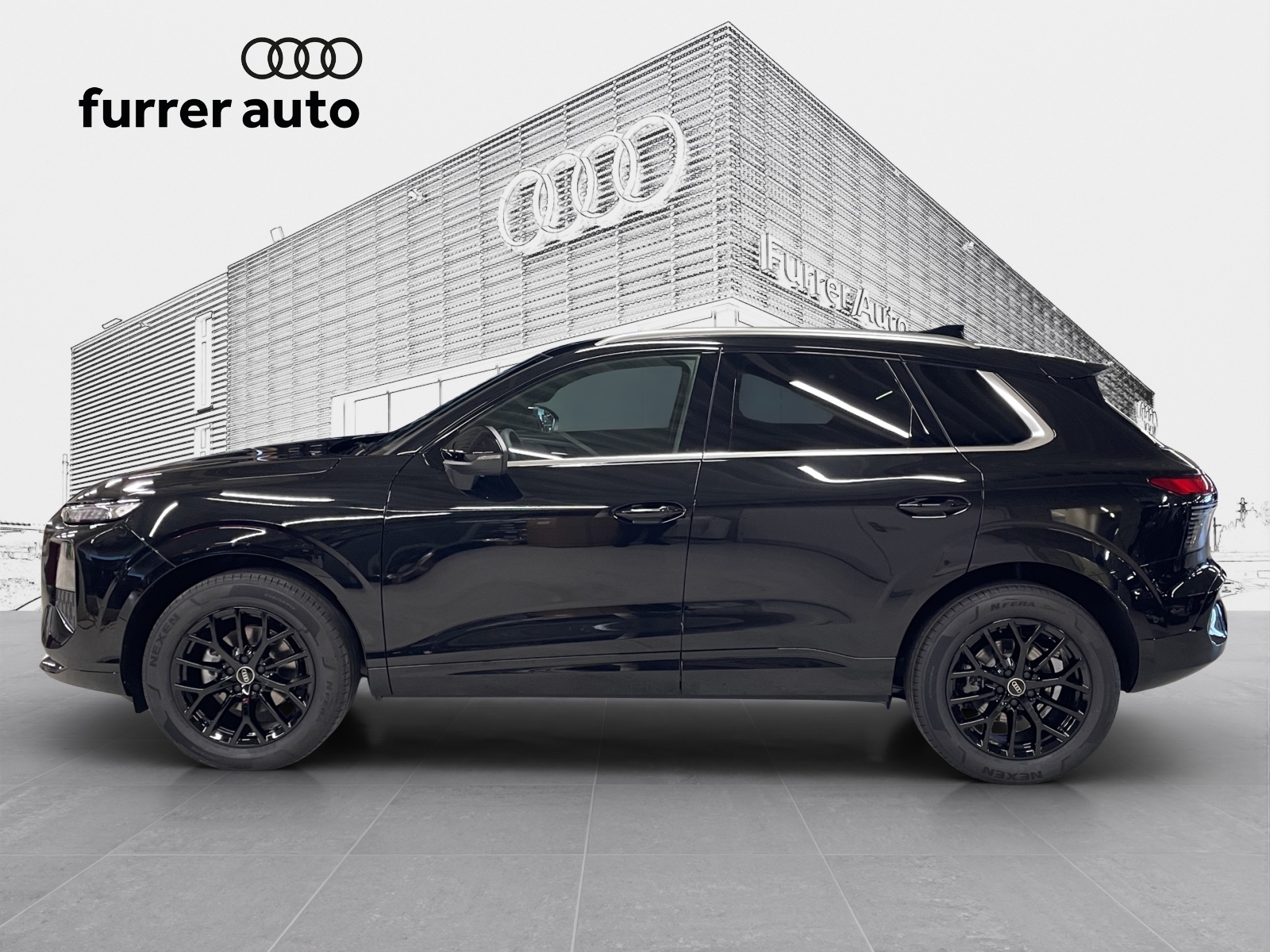 AUDI Q3 SUV 110 kW TFSI S tronic-showroom-element-1