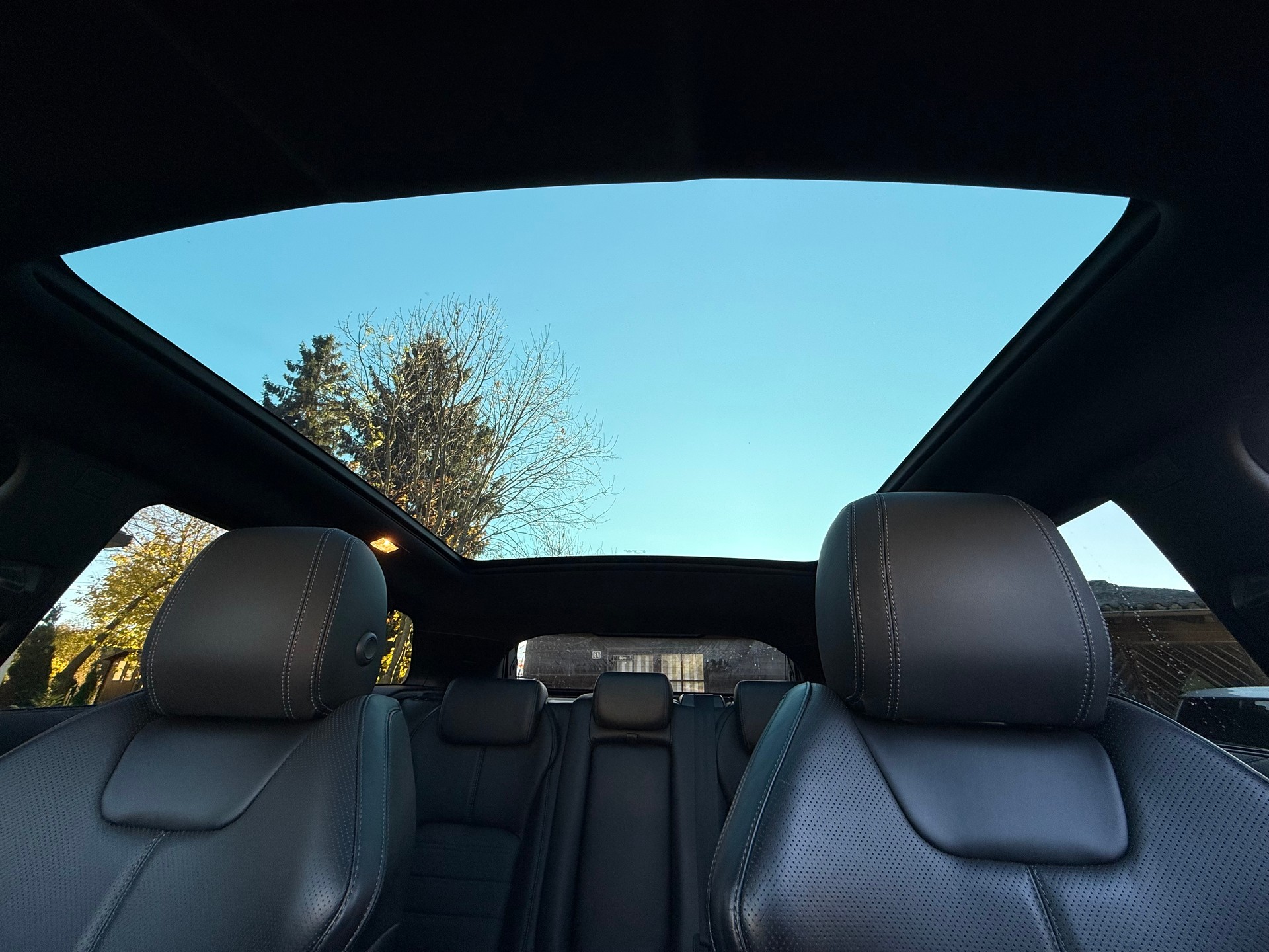 LAND ROVER Range Rover Evoque 2.0 Si4 HSE AT9-image-10