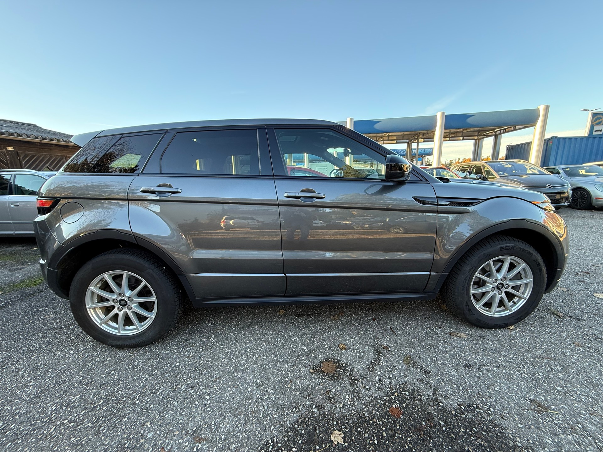 LAND ROVER Range Rover Evoque 2.0 Si4 HSE AT9-image-3