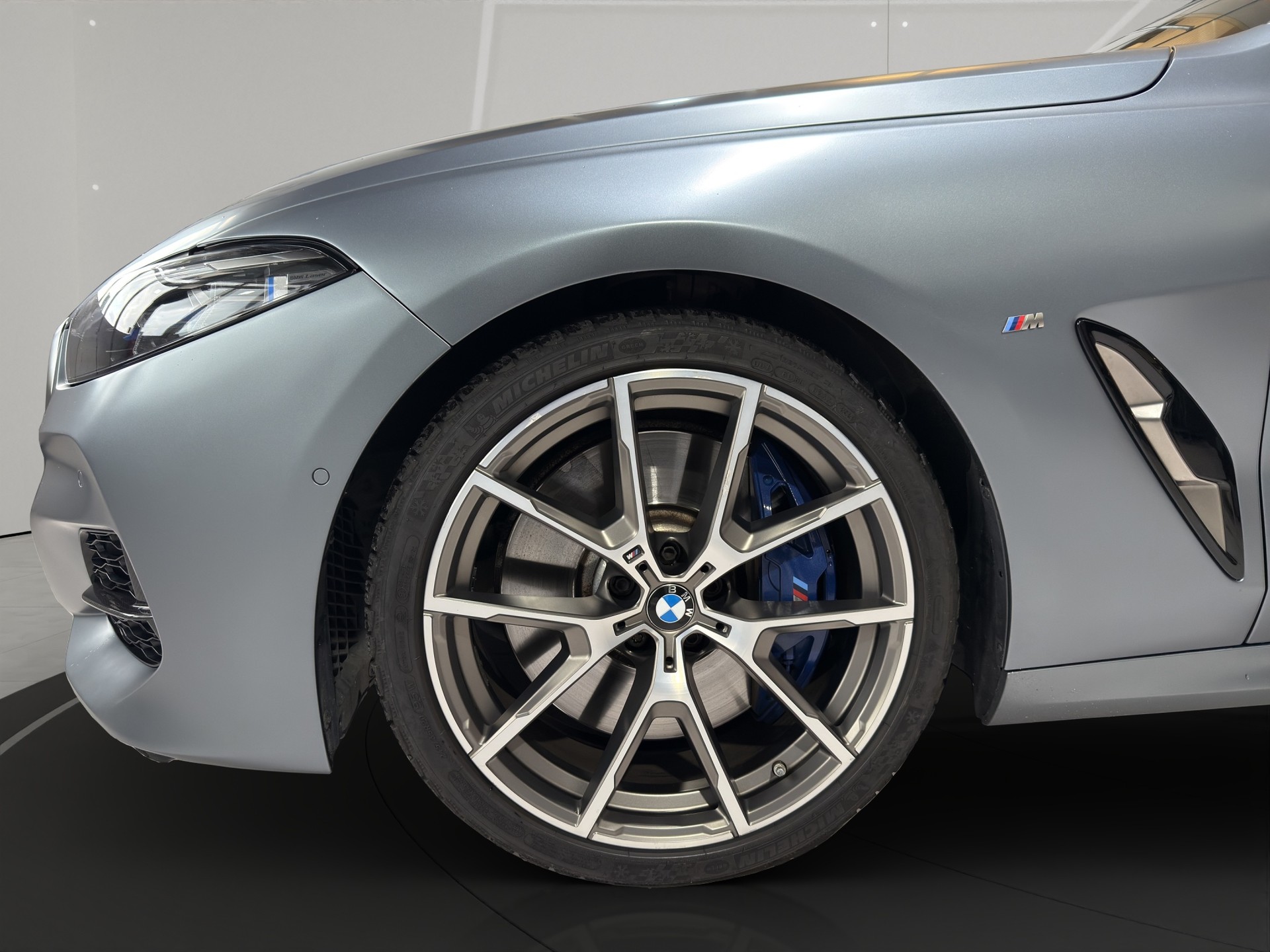 BMW M850i xDrive Steptronic-image-6