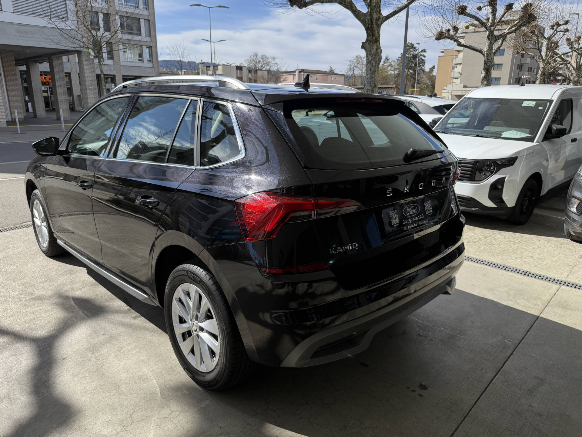 SKODA Kamiq 1.0 TSI Style DSG-showroom-element-2