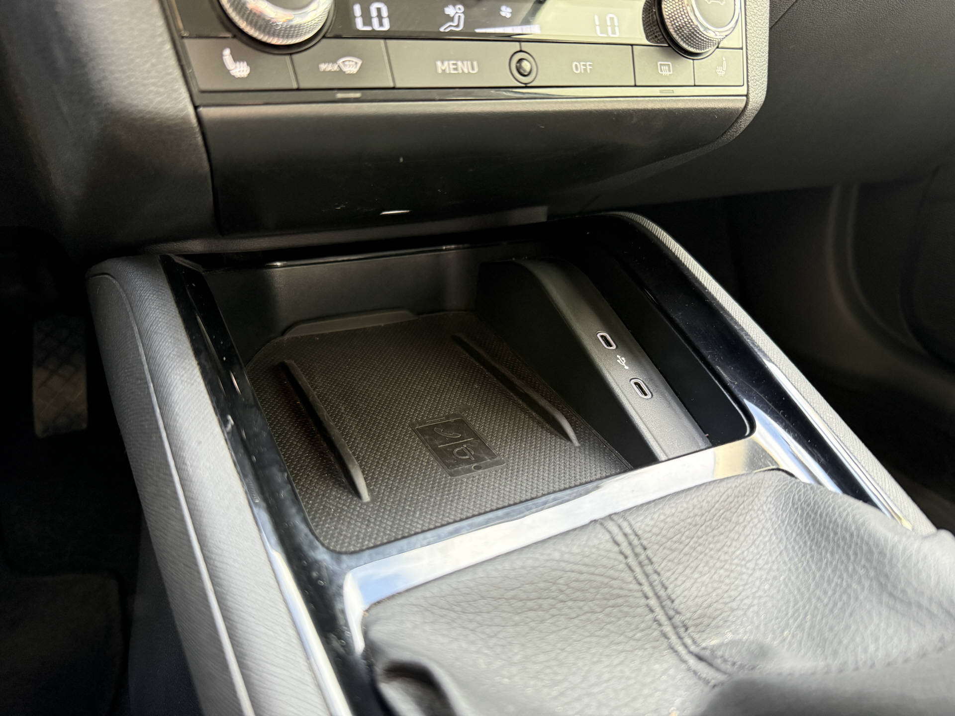 SKODA Kamiq 1.0 TSI Style DSG-image-17