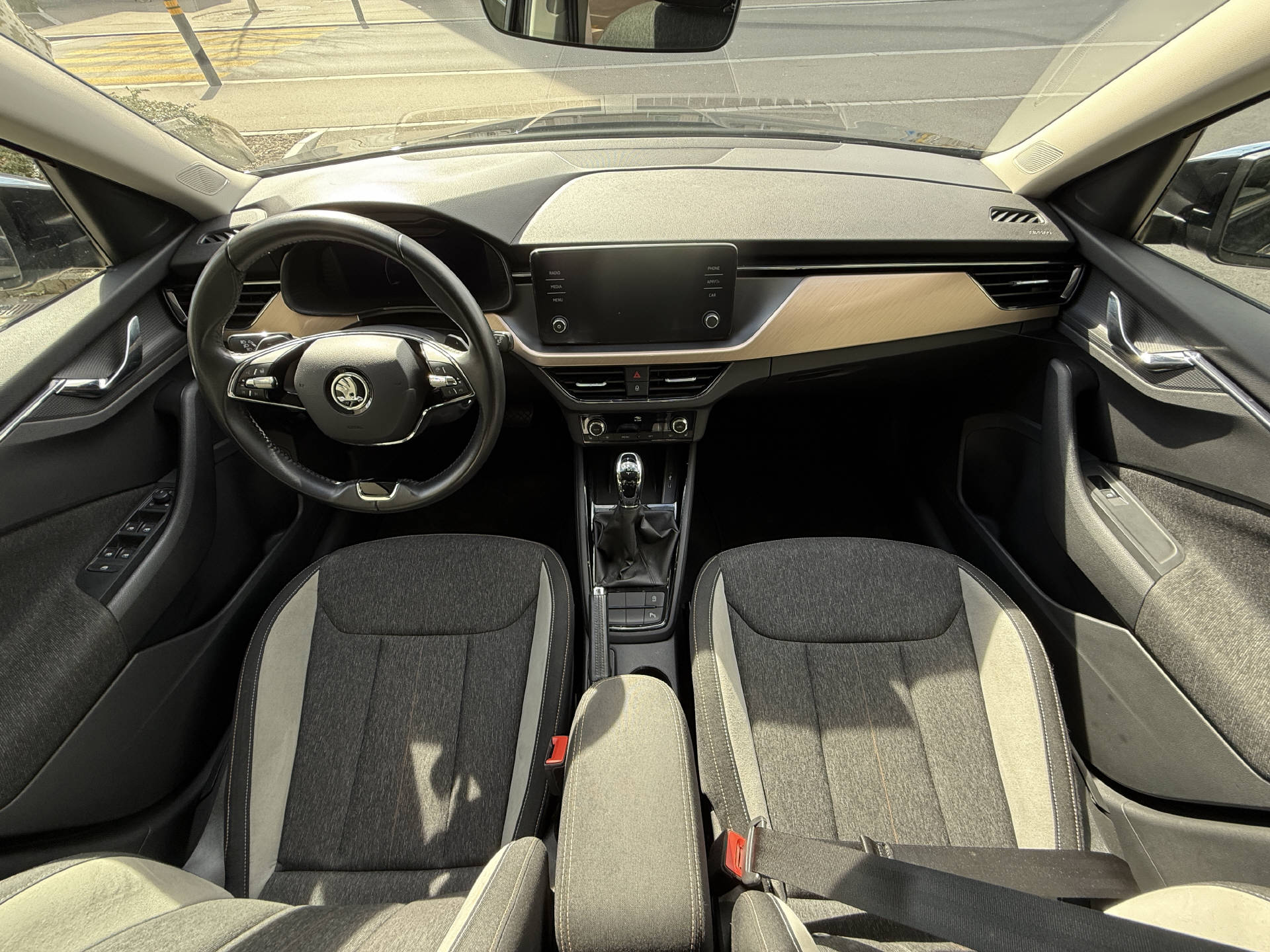 SKODA Kamiq 1.0 TSI Style DSG-image-10