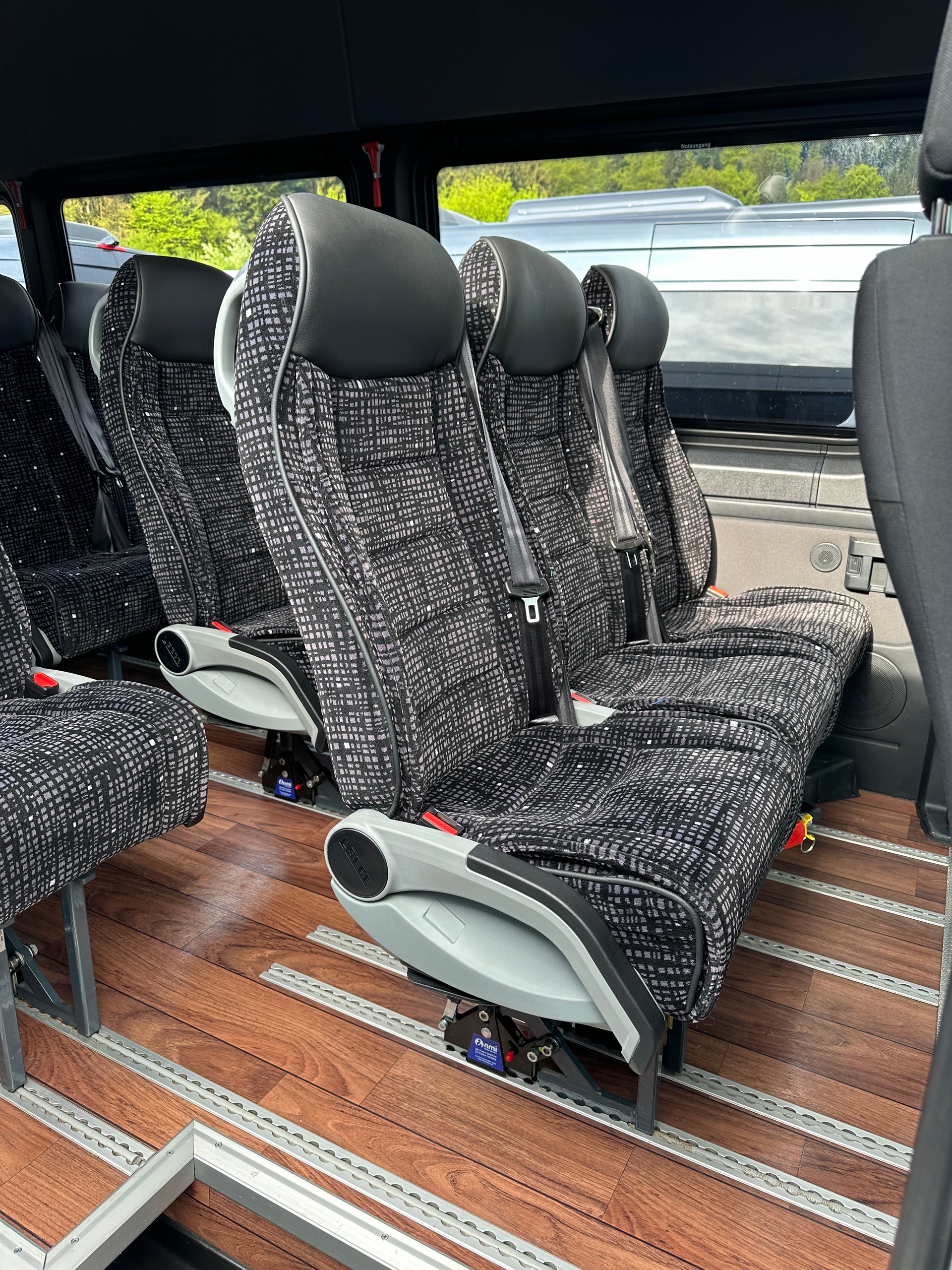 MERCEDES-BENZ Sprinter 519 CDI-image-6