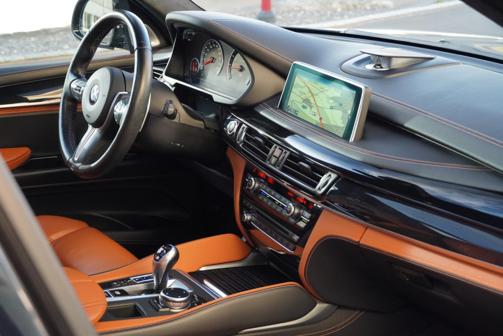 BMW X5M Steptronic-image-12