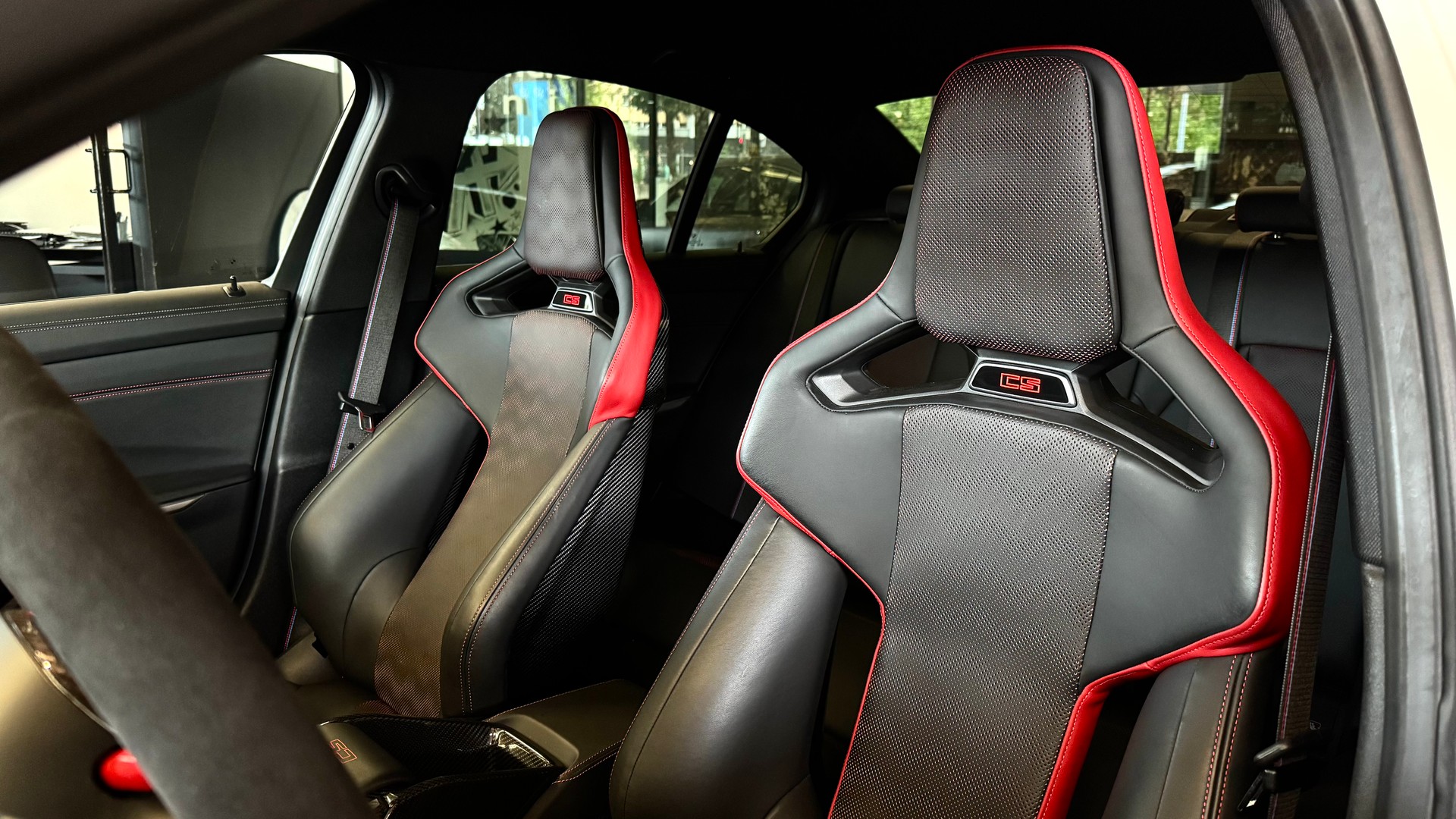 BMW M3 CS-image-12