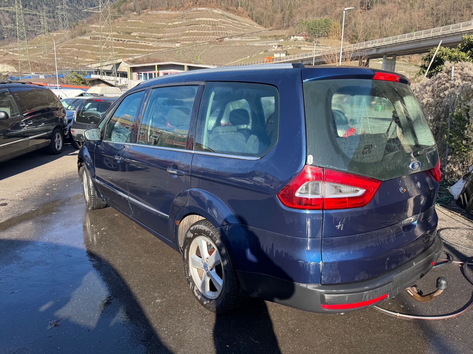 FORD Galaxy 2.0 TDCi Ghia-image-6