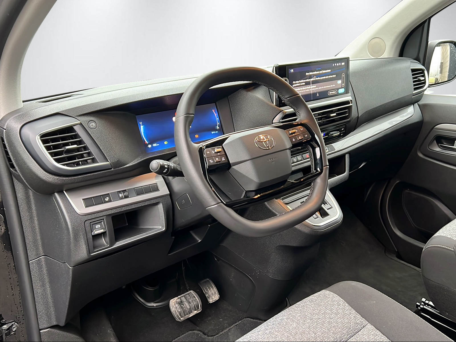 TOYOTA PROACE Verso L1 2.0 D Trend-image-13