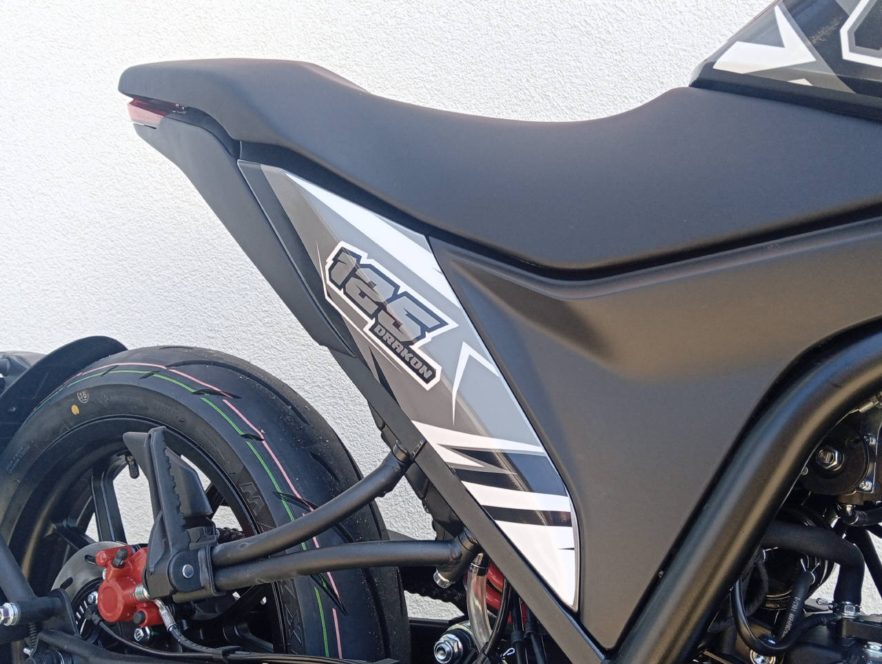 MALAGUTI Drakon 125 ABS-image-9