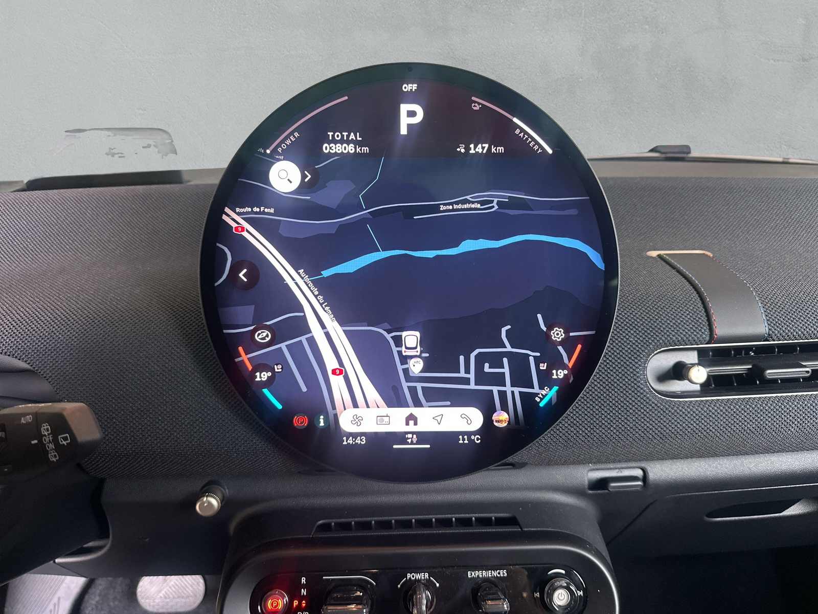 MINI Cooper SE-image-13