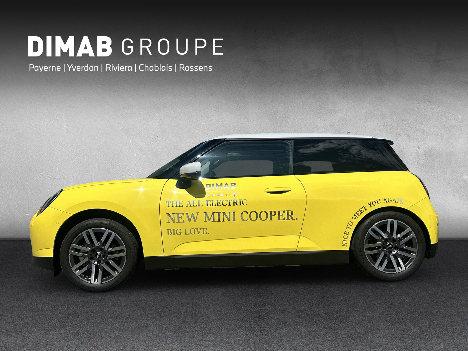 MINI Cooper SE-showroom-element-2