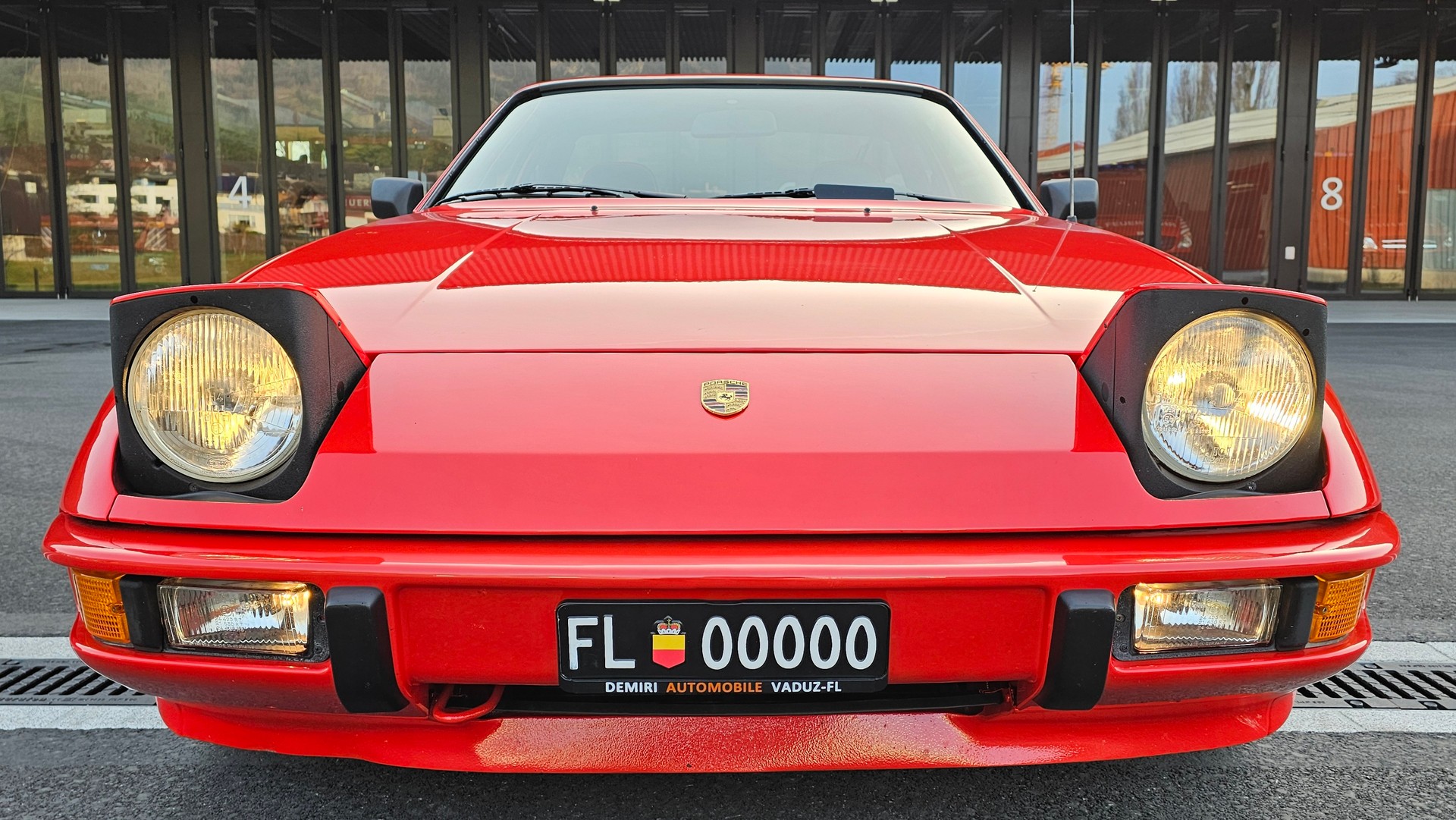 PORSCHE 924-image-6