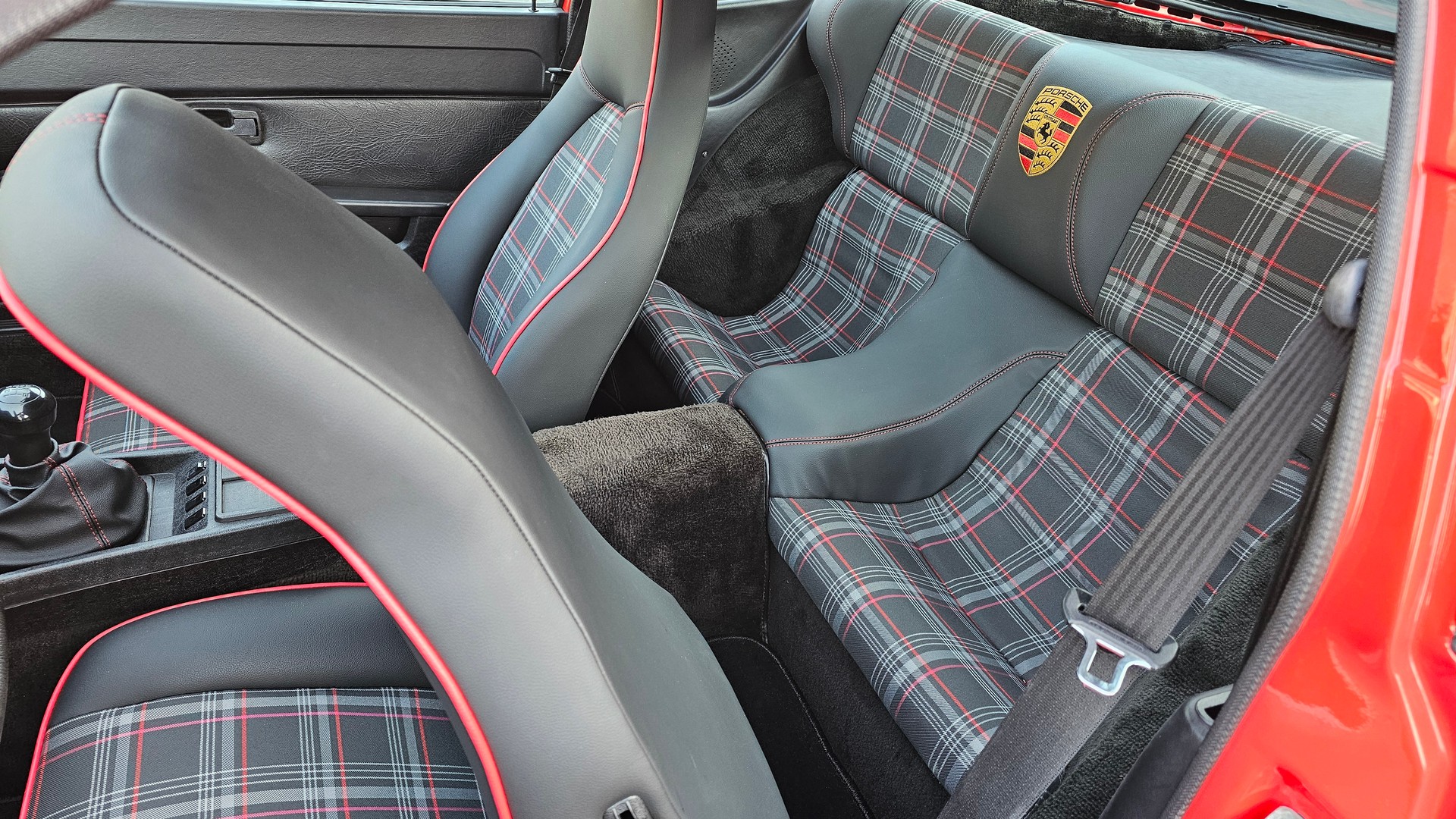 PORSCHE 924-image-9