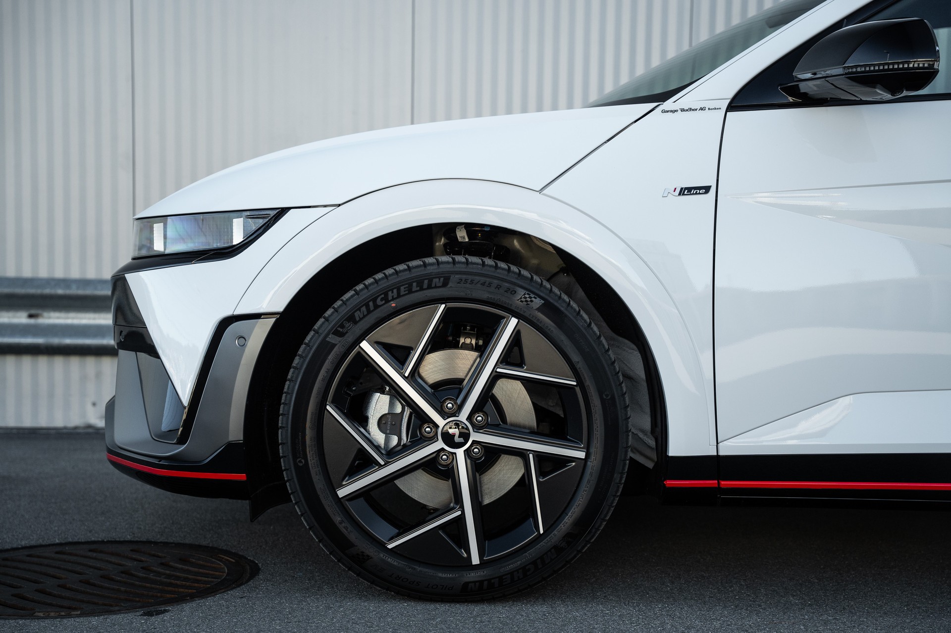 HYUNDAI Ioniq 5 N-Line 84kWh 4WD Bucher Edition-image-8