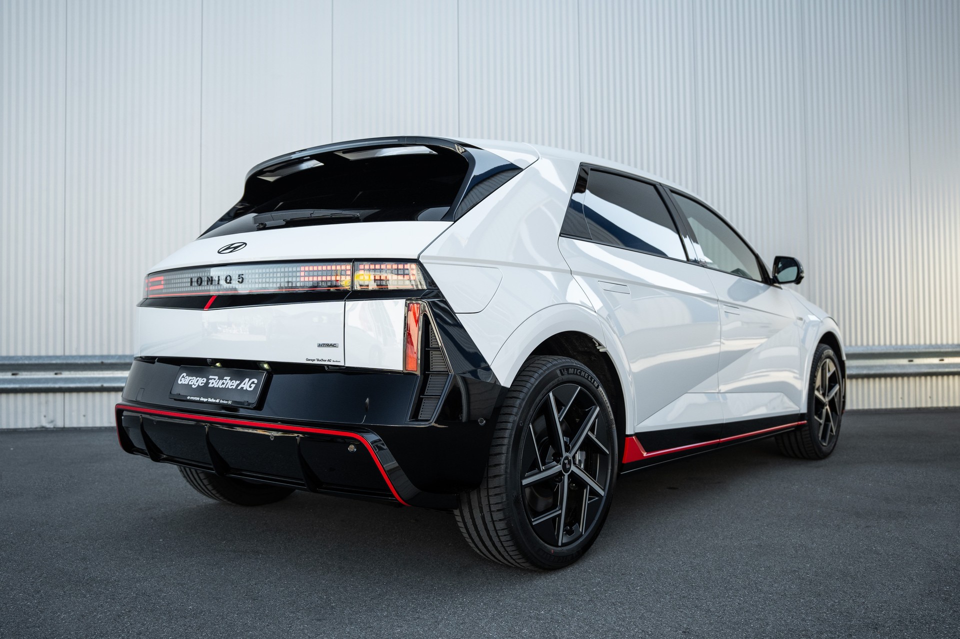 HYUNDAI Ioniq 5 N-Line 84kWh 4WD Bucher Edition-image-4