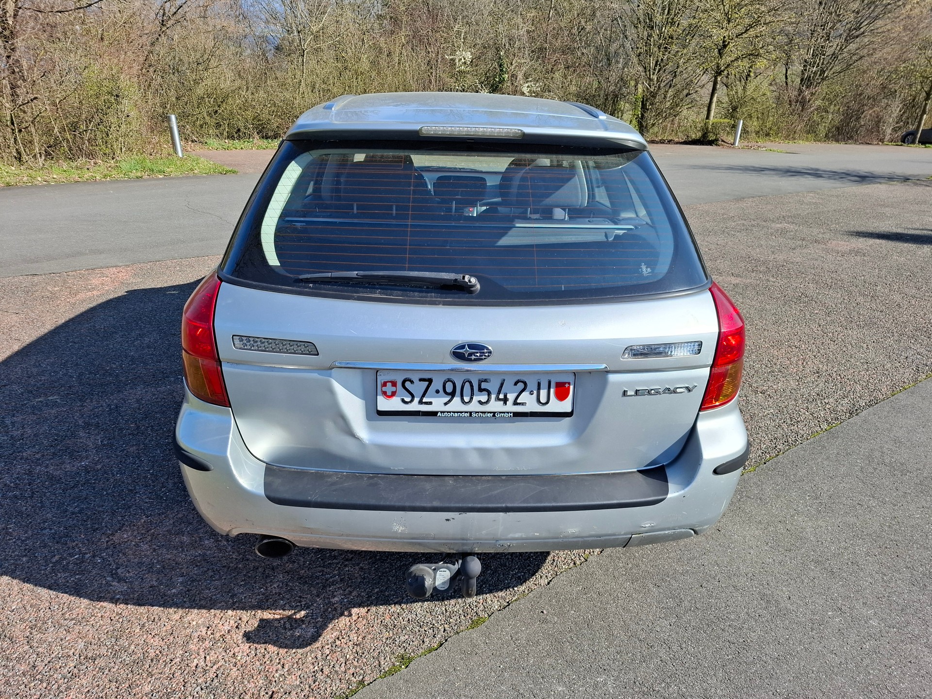SUBARU Legacy 2.0i AWD Swiss-image-7