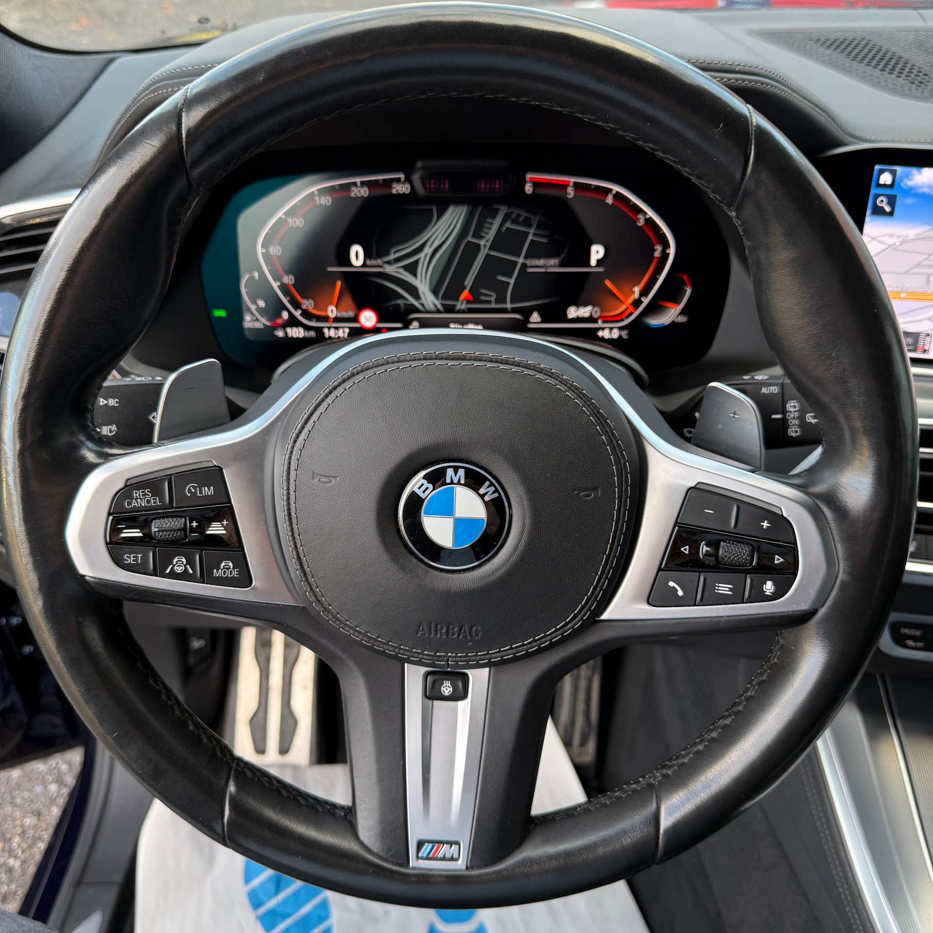 BMW X5 xDrive 30d Steptronic M SPORT PLUS *LEDER / PANORAMA-DACH / 21 ZOLL ALU / LUFT-FEDERUNG*-image-14