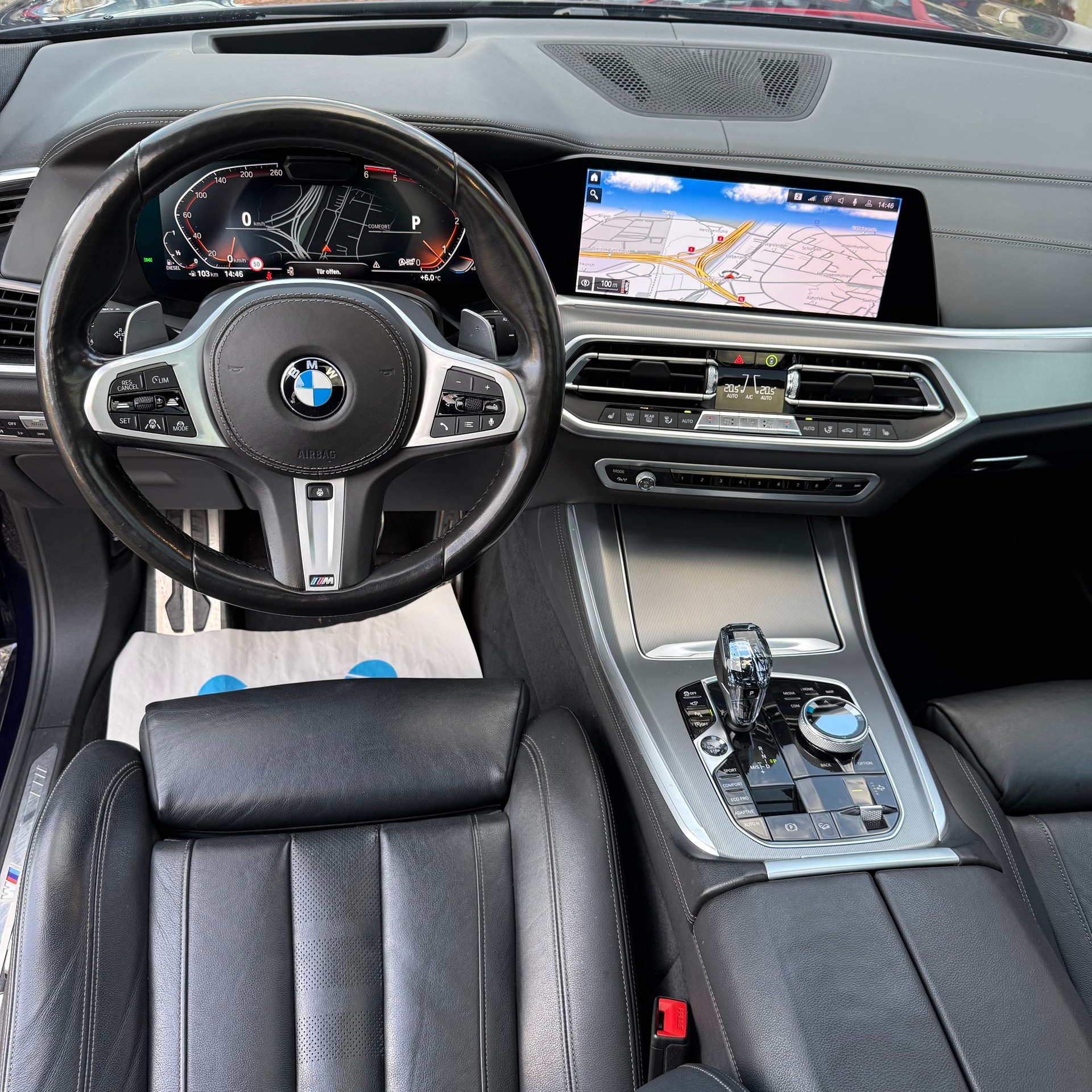 BMW X5 xDrive 30d Steptronic M SPORT PLUS *LEDER / PANORAMA-DACH / 21 ZOLL ALU / LUFT-FEDERUNG*-image-12