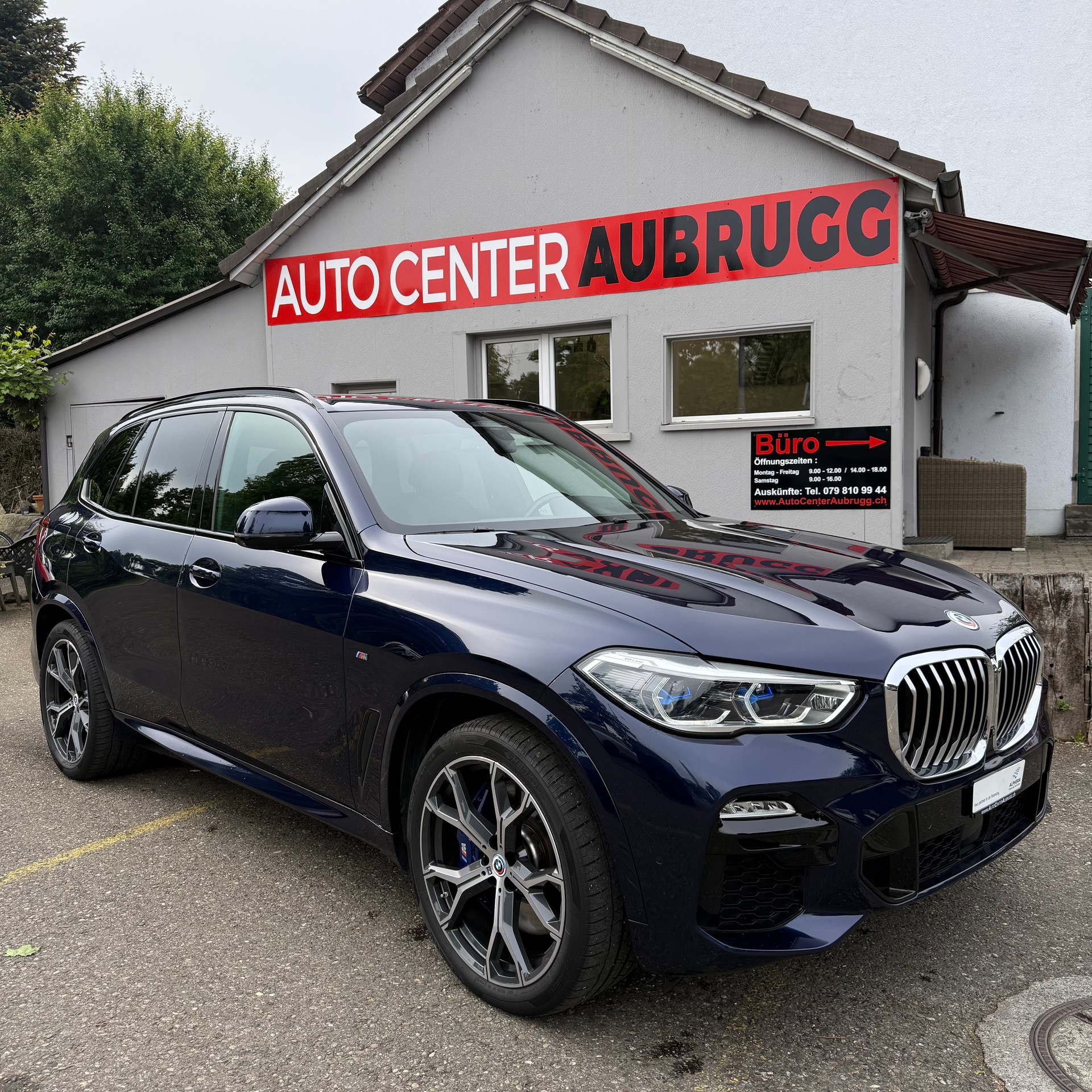 BMW X5 xDrive 30d Steptronic M SPORT PLUS *LEDER / PANORAMA-DACH / 21 ZOLL ALU / LUFT-FEDERUNG*-image-26